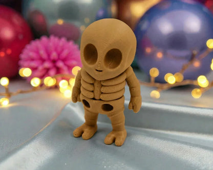 Tiny Alien Skeleton Wood - Front